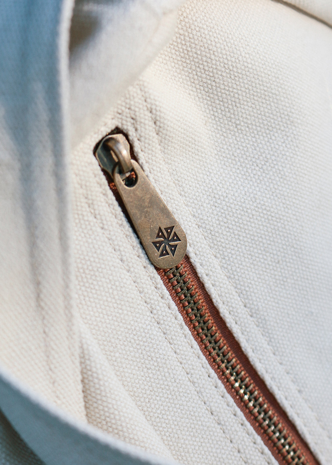 Blanke - Canvas Sling Bag