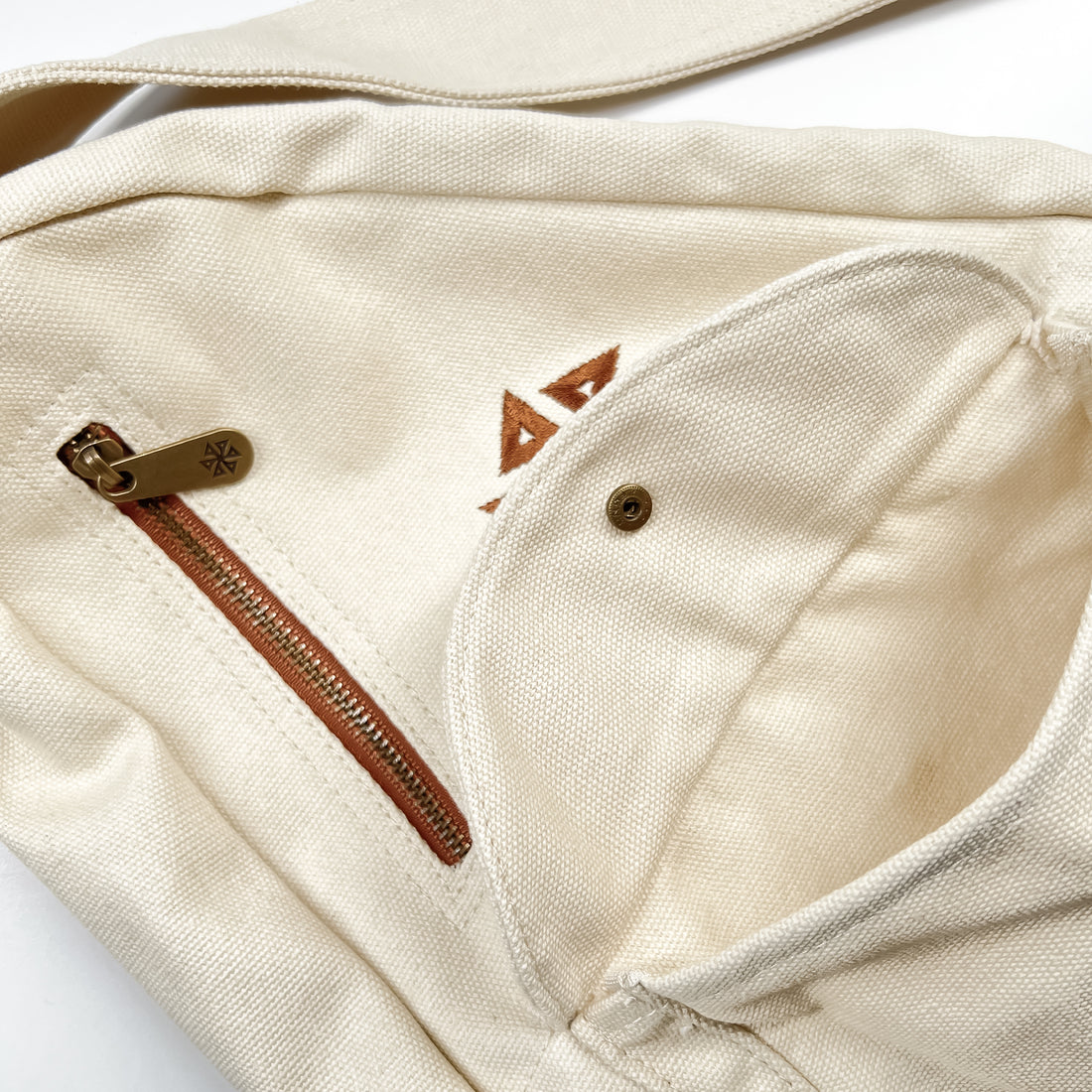 Blanke - Canvas Sling Bag