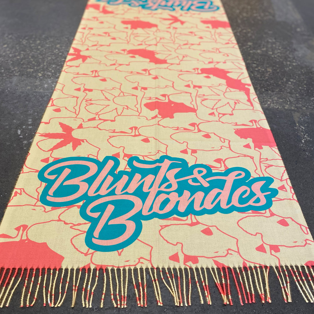 Blunts & Blondes - Pashmina