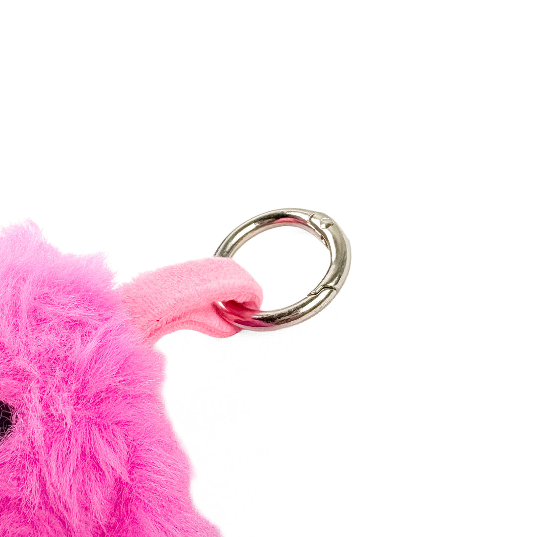 NOSTALGIX - HGLHM BEAR KEYCHAIN