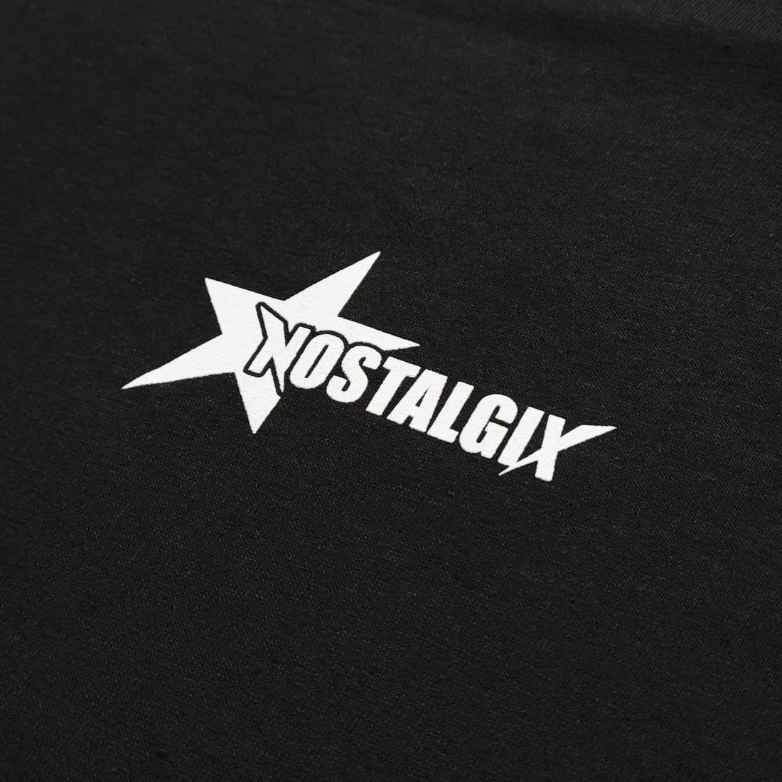 NOSTALGIX - HOT GIRLS LOVE HOUSE MUSIC - BLACK HEAVYWEIGHT TEE