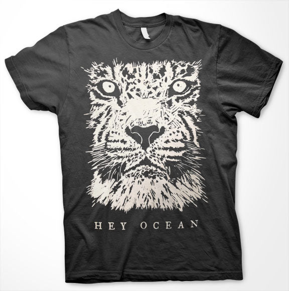 HEY OCEAN -Lion- T-Shirt -Black